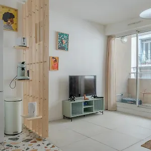 https://charmant-t2-avec-balcon-chaves.fr-provencehotel.com